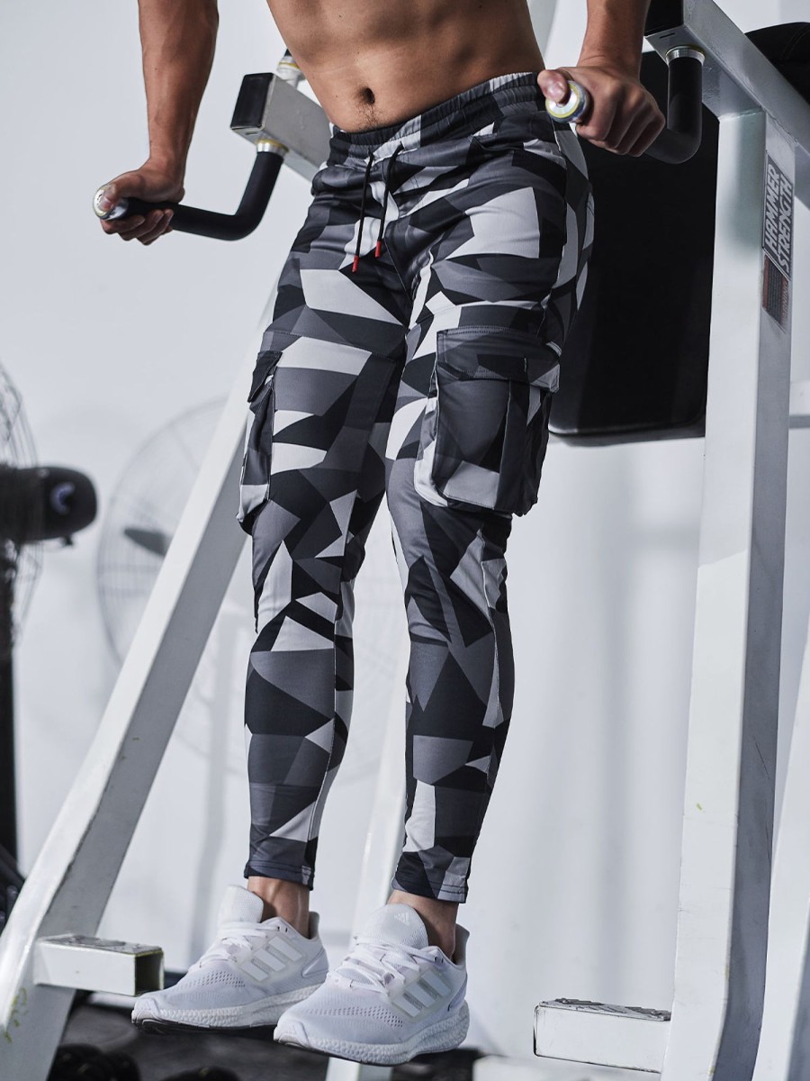 Men AhaAha | All Season Essential Check Print Cargo Jogger Pants